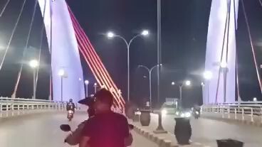 apalah daya aku yg cuma lulusan S3 😂