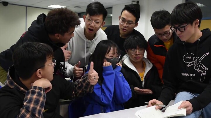 [Coincidance Shoulder Dance of Beijing Business University] This may be the most popular and most sp