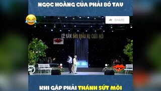 Gặp thánh sứt môi cũng phải bó tay😆