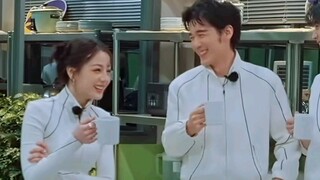 [Bai Li เลือกอันหนึ่ง] สลับไปมาระหว่างความคุ้นเคยและความไม่คุ้นเคย แต่รายละเอียดไม่สามารถหลอกลวงผู้ค