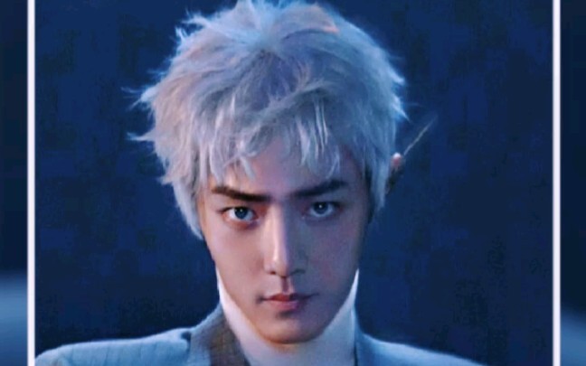 Xiao Zhan looks so cool with silver hair.