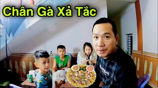 Vợ Làm Món CHÂN GÀ NGÂM SẢ TẮC Tại Nhà Mới Thuê Theo Phong Cách Săn Bắt Ẩm Thực Vùng Cao