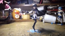 Go back to your box Homura, you are drunk ( Go Home Homura You Are Drunk Stop Motion Animation )