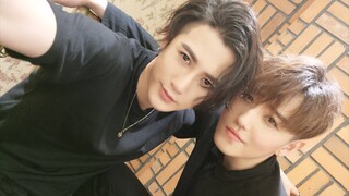 [Zhao Yongxin และ Tan Jianci] "ชายสองคนที่ยุ่งมากในคอนเสิร์ต Coward Group" เรียกอีกอย่างว่าพรสวรรค์ข