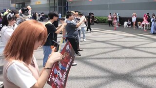 【Only My Railgun】นำกลุ่มคนมาเล่น BGM ให้กับคอสเพลย์เยอร์ในงานนิทรรศการการ์ตูน