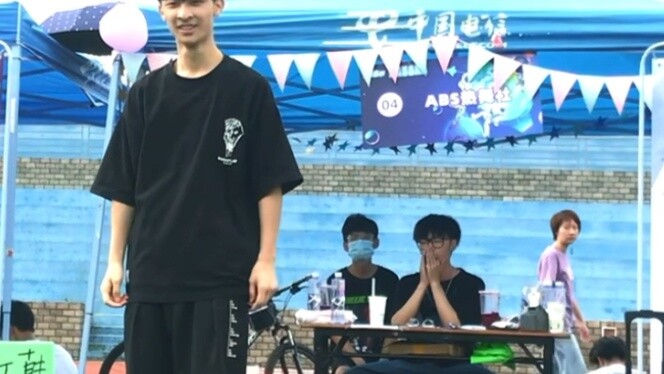 【Lotus Lit】Zhang Yixing's cover of Guangdong Neusoft University ABS Dance Club - Male Korean Welcome