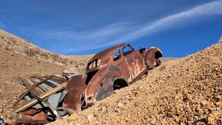 Rusty Gold at The Car Graveyard Mine