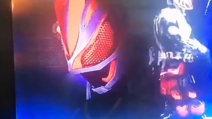 Kamen Rider Ultra Fox Phiên bản tiếng phổ thông Quảng cáo Haha, thành thật mà nói, phiên bản gốc của