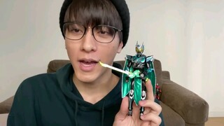 Brain tự mình mở phong ấn SHF Kamen Rider Brain của chính mình