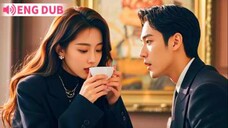 The girl took a sniff of the cup, and CEO immediately recognized her and took her home to spoil her!