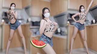 光脚的不怕穿鞋的♡ 关于我在家里厨房大跳Roly Poly这件事
