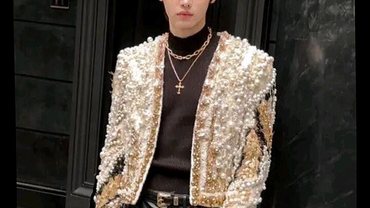 #Sunghoon