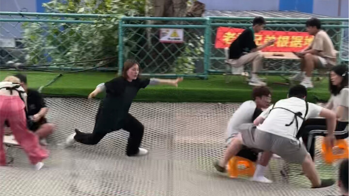 光头大哥：我吃顿饭尊严丢两回