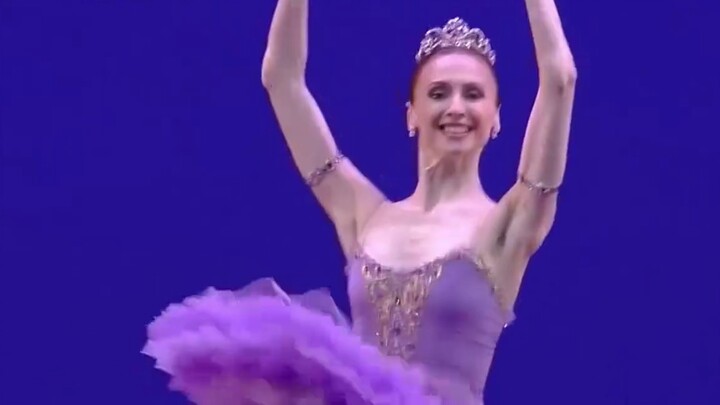 Ballet principal Svetlana Zakharova was awarded the title of "People's Artist"