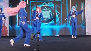 Các siêu mẫu bước vào sân khấu trình độ thạc sĩ "SUPERNOVA" trên thị trường bất động sản｜MOREMOREJUM
