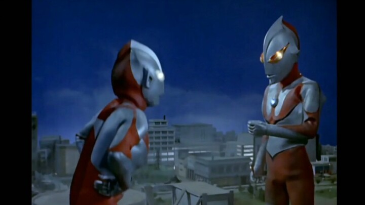 The first-generation Ultraman's magical operations cannot be learned by other Ultraman!