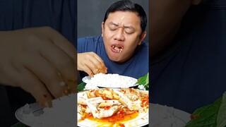 MUKBANG IKAN HIU SAMBEL MERCON