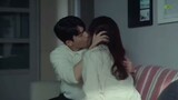 A Very Romantic Sofa Kiss in " The Midnight Romance in Hagwon "