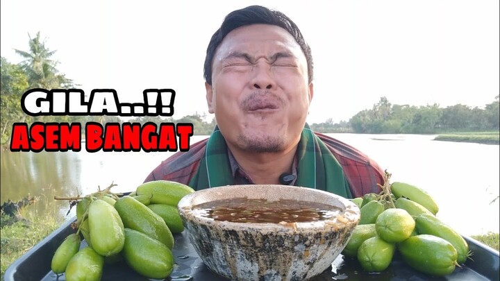 EMAK KAGA KUAT.. RUJAK BELIMBING WULUH.. ASAMNYA KEBANGETAN..!!