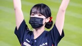 Pemandu sorak Korea Selatan Lee Da Hye mendukung Piala Dunia!