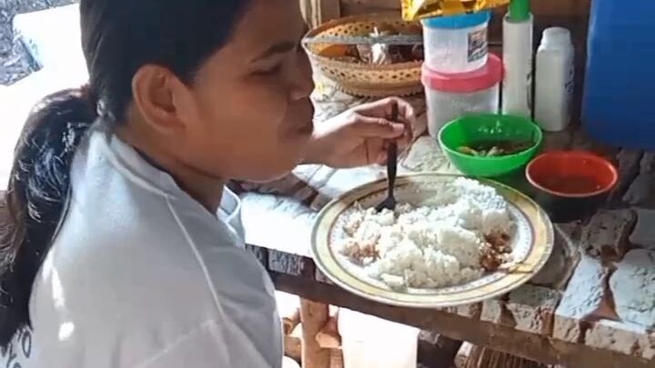 kain ng kain eh..