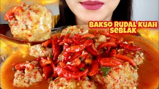 ASMR BAKSO RUDAL KUAH SEBLAK TOPING CABE RAWIT | ASMR MUKBANG INDONESIA