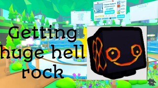 Getting Huge hell rock part 1 PET SIM X