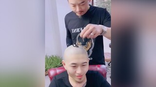 Quả tóc khiến chị gục ngã 🤣 haihuoc vuinhon funny funnyvideo fyp