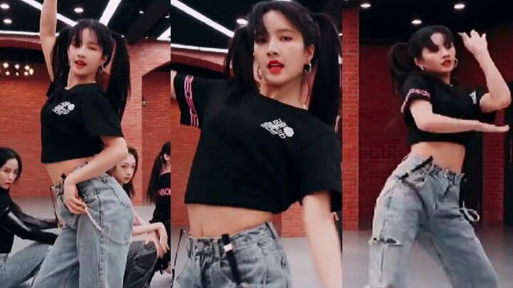 The official version of Focus from the studio of the leading dancer of "Double Ponytails" Liu Xening