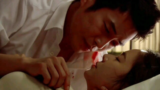 Love scene, shh!