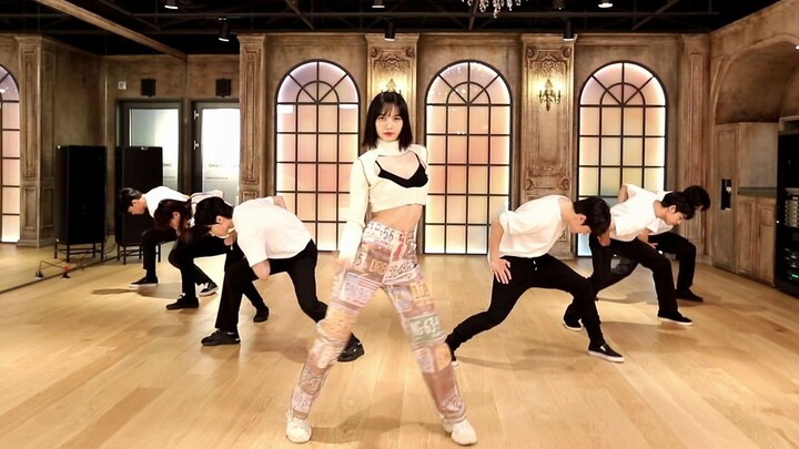 Lagu Tema "We Rock" Demo Dance oleh Lisa