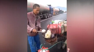 "Nikmati momen lucu saat macet di tol"