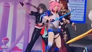 Carrying the inscription of "Moment"——[CJ stage archive/PPT Zhuhuo Yingjie Club]