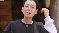 The youngest member, Yoo Yeonseok, is smart, playful and cute.