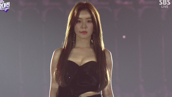 【Red Velvet】Why make Irene wear strange clothes?