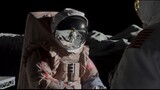 Khi một phi hành gia Mỹ gặp một phi hành gia Nga trên Mặt trăng