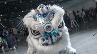 There's even a lion dance at the comic convention, but your recommendation is still missing