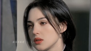“เพราะเธอสวยจึงมีการอิจฉาและใส่ร้าย”