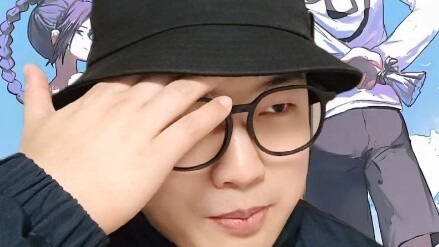 Jiu: Chief, I will help relieve the itch on your neck.