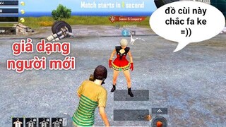 PUBG Mobile - Trang Bị Quần Áo Cùi Nhưng Cầm Combo Súng Xịn Xem Phản Ứng Người Lạ :v