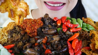 SEDAPNYA ‼️NASI CUMI ITEM LAUK EMPAL SUWIR, SERUNDENG, TERI, PETE DAN BAKWAN UDANG | EATING SOUNDS