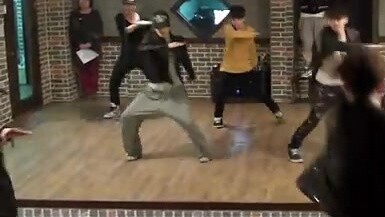 [Supreme Lihe] Who says the little group can't dance together? Lucky boy practice room version