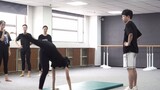 [E75 Art Test] It seems...not only dancers often do sit-ups? ! ...