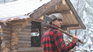 [DIY] Stuck Alone In Snow Storm Overnight | Building Log Cabin