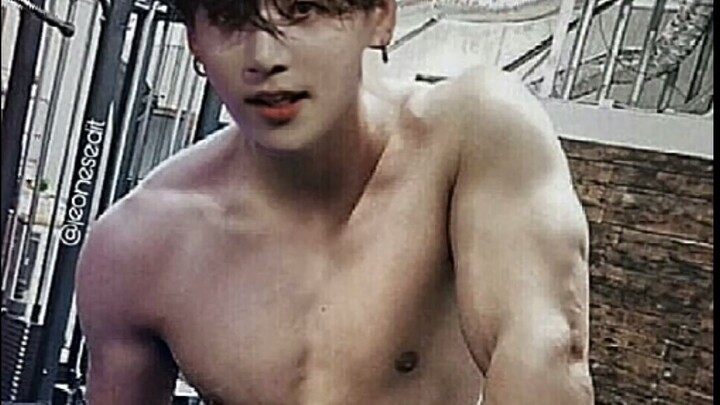 🌚🌚 trong sáng lên mọi người à