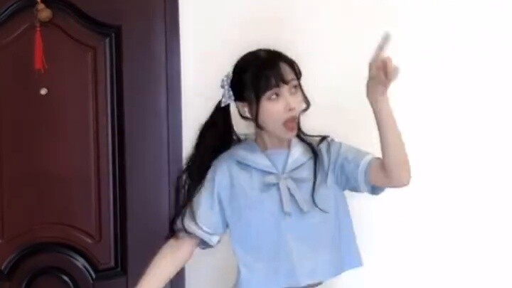 Baicai 🥬 has a very idol-like dance｜Memories covers this moment