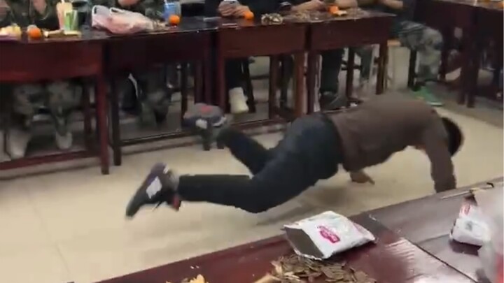 The most beautiful boy in the class performs street dance on campus