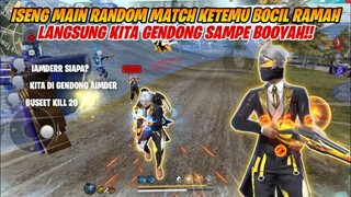 ISENG MAIN RANDOM MATCH KETEMU BOCIL RAMAH!! LANGSUNG KITA GENDONG SAMPE BOOYAH -FREEFIREINDO