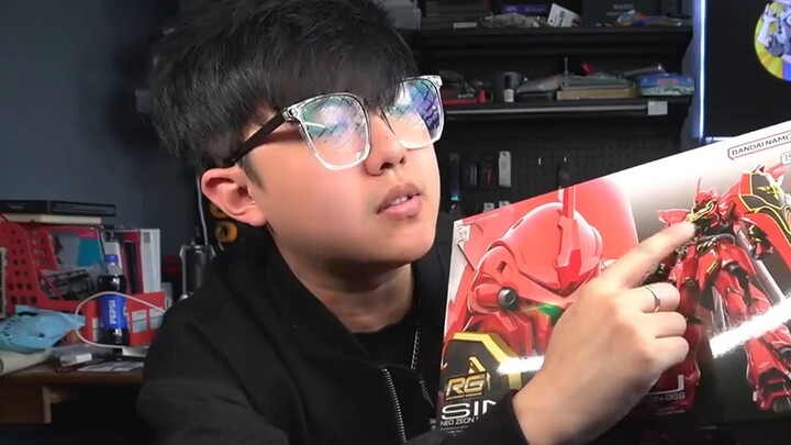 Can it turn around? Unboxing of 2025 Bandai Flagship Store 1299+698+398 Lucky Bag! [Electric Man]