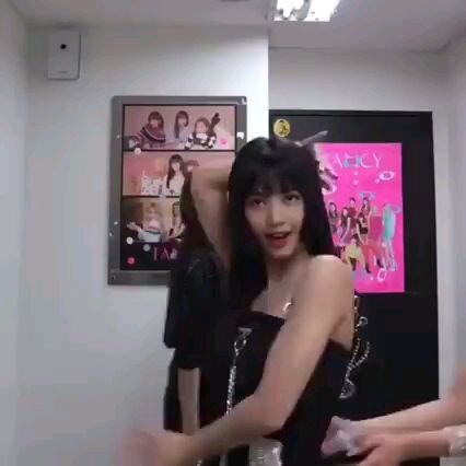 TWICE x RED VELVET x BLACK PINK